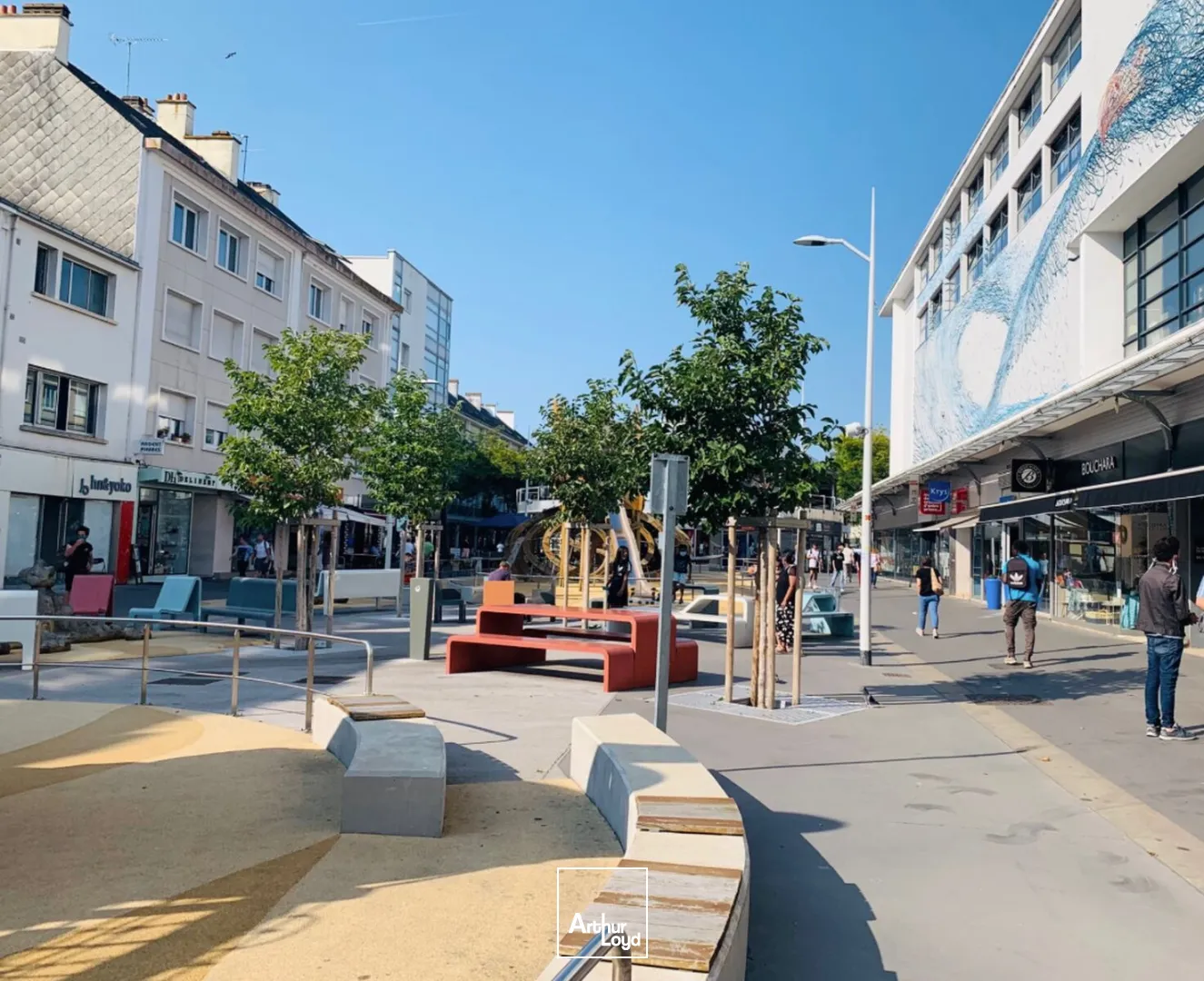 A LOUER - LOCAL COMMERCIAL - 110 M2 - CENTRE VILLE - ST NAZAIRE