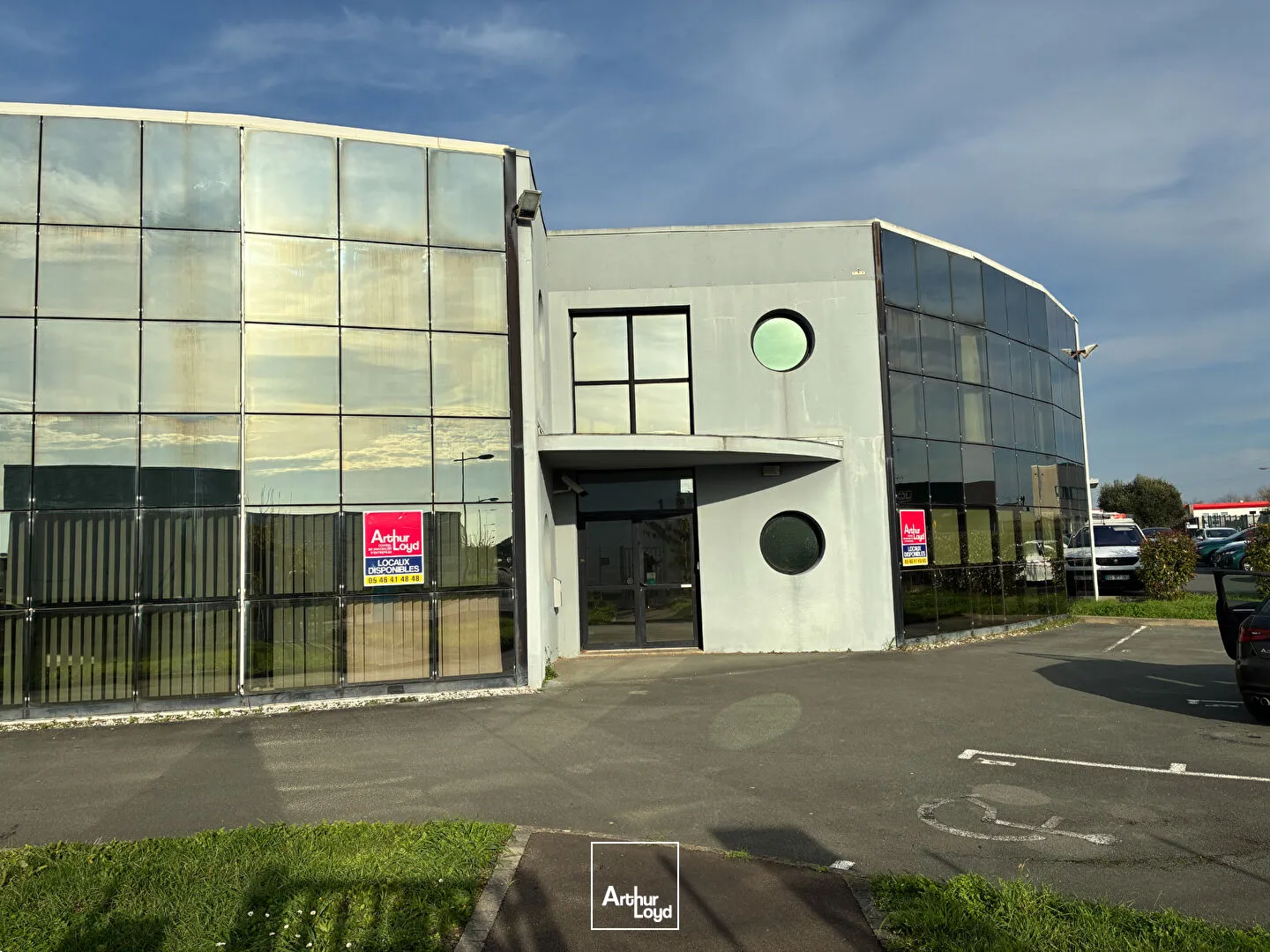 A louer Local d'activité ZAC AYTRE 660 m2