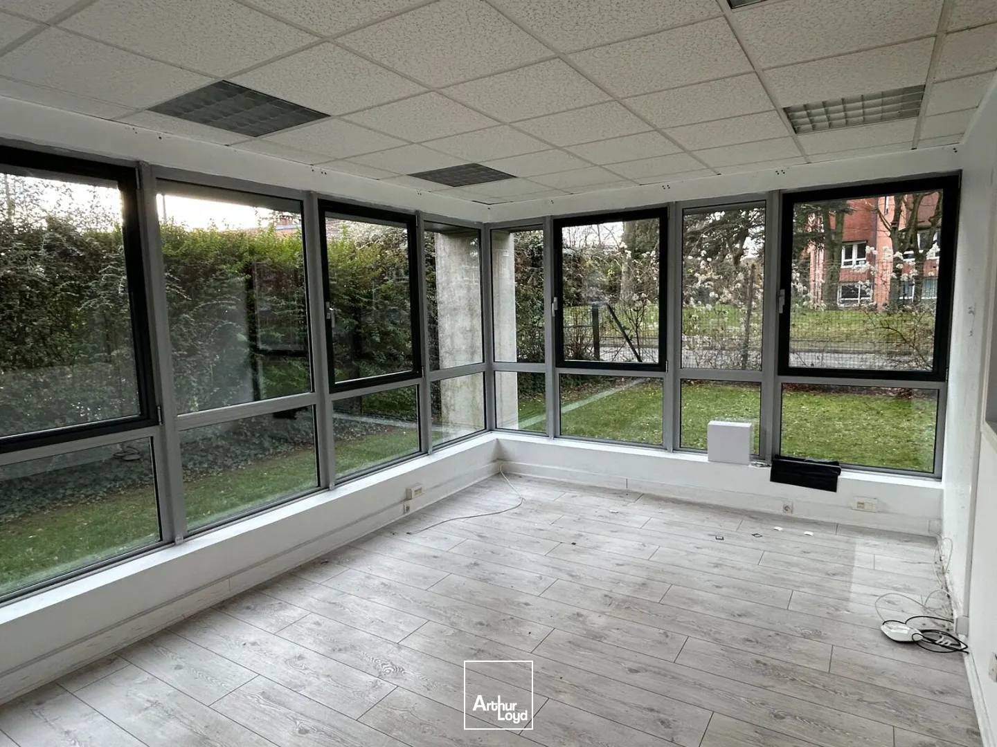 Locaux d'activité & Entrepôts - Location - MONS EN BAROEUL - 59370 - 467-467 - 7586041