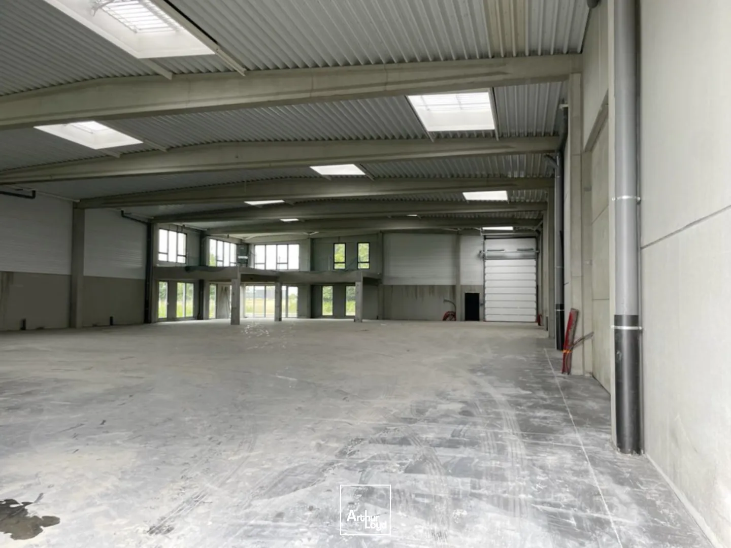 Locaux d'activité & Entrepôts - Location - AVELIN - 59710 - 684-684 - 7586056