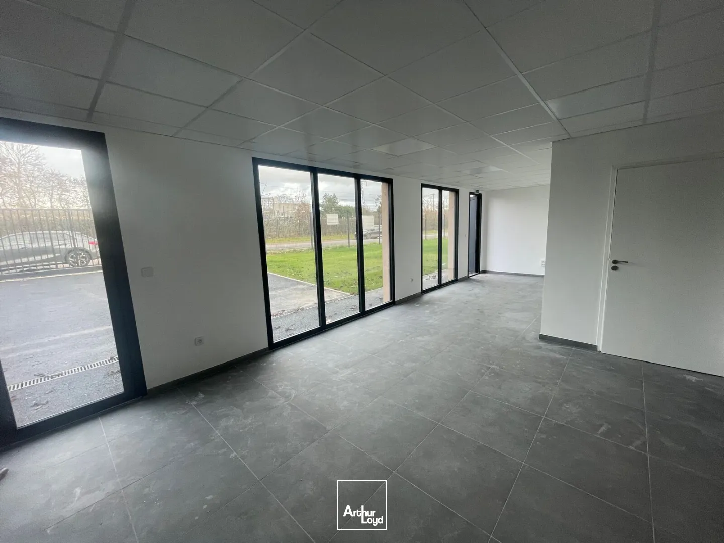 Locaux d'activité à louer à SAINT MARCEL 27950