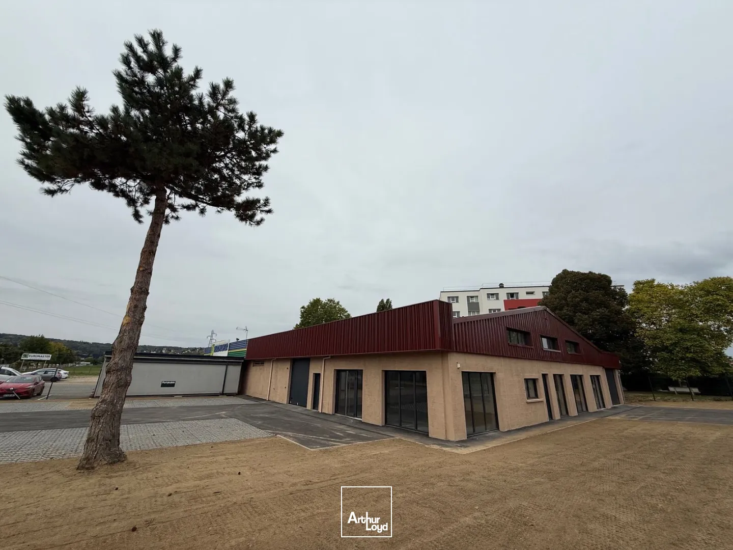 Locaux d'activité à louer à SAINT MARCEL 27950