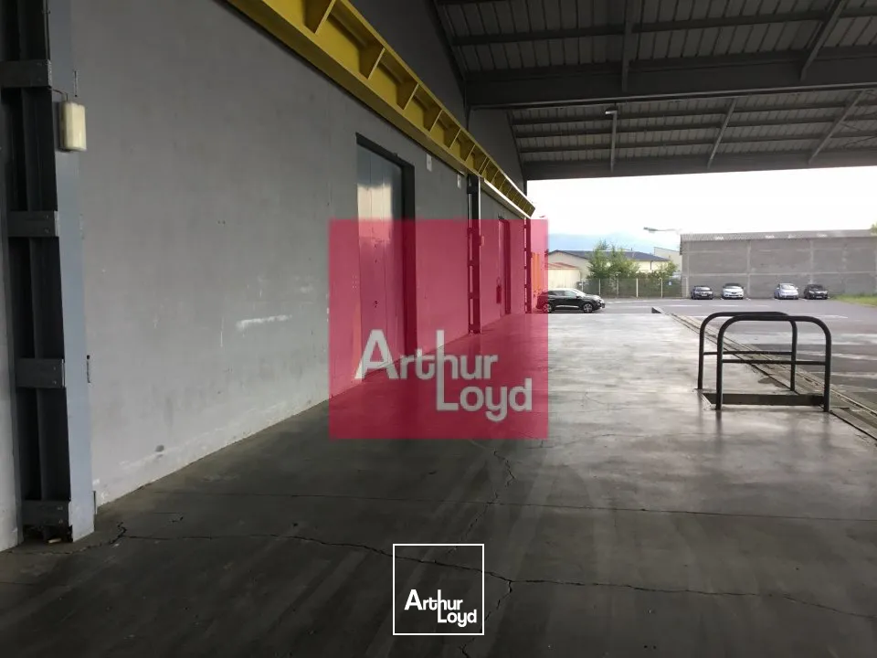 COURNON ZI A LOUER ENTREPOT 7918 M²