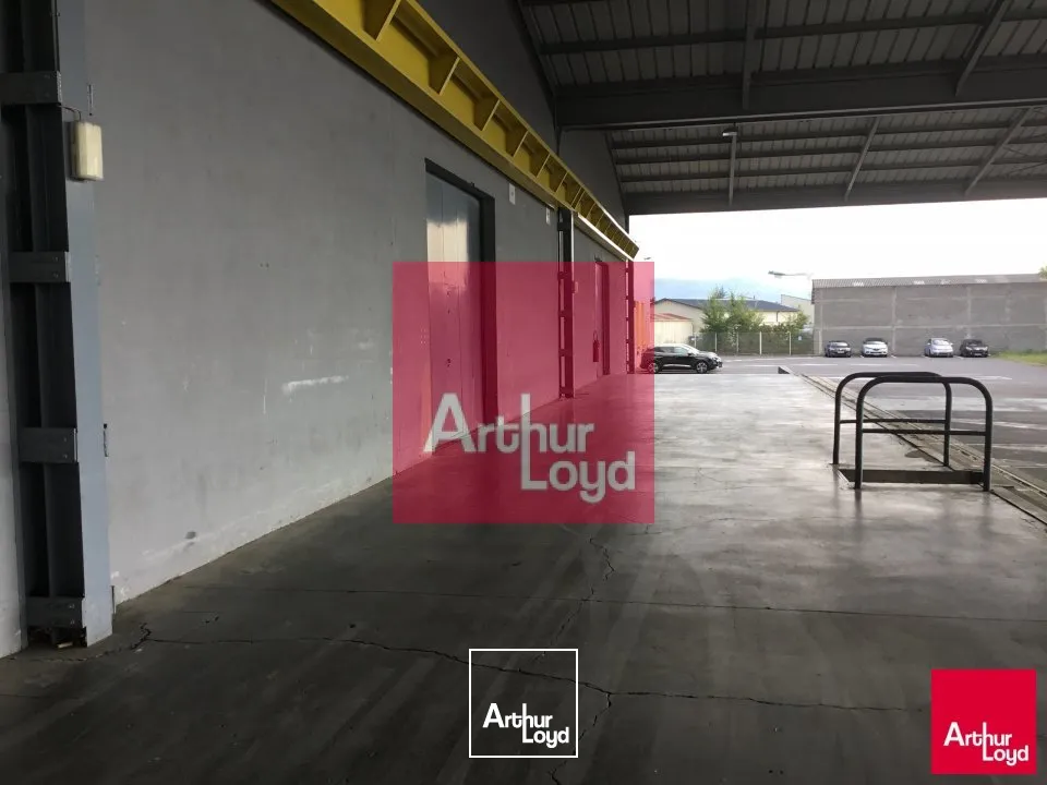 COURNON ZI A LOUER ENTREPOT 4&nbsp;846 M²