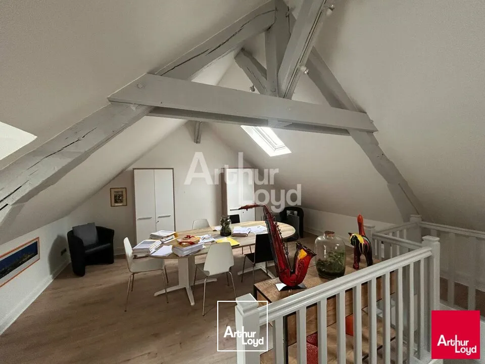 BLOIS - LOCATION BUREAUX DE 84,53 M² - CENTRE VILLE