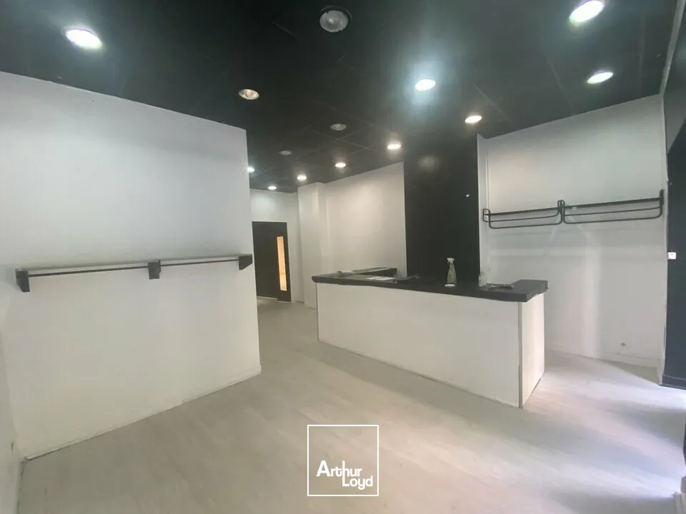 A LOUER - LOCAL COMMERCIAL 120 m2 - LE HAVRE HYPER CENTRE 