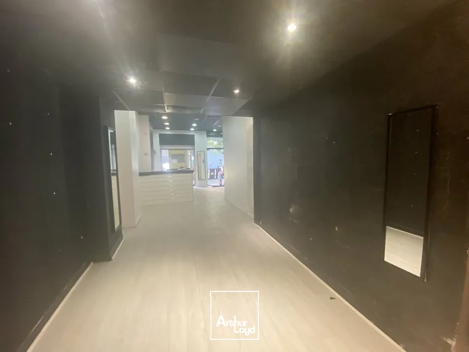 A LOUER - LOCAL COMMERCIAL 120 m2 - LE HAVRE HYPER CENTRE 