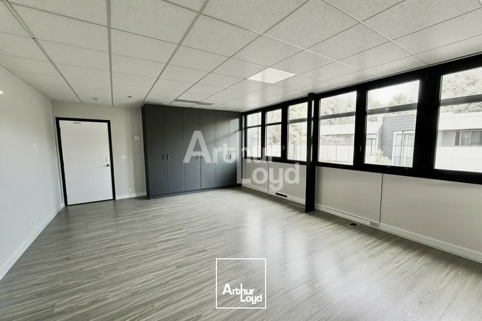 Bureau à louer au Bourget du lac-50 m² au sein du parc d'activités Savoie Technolac
