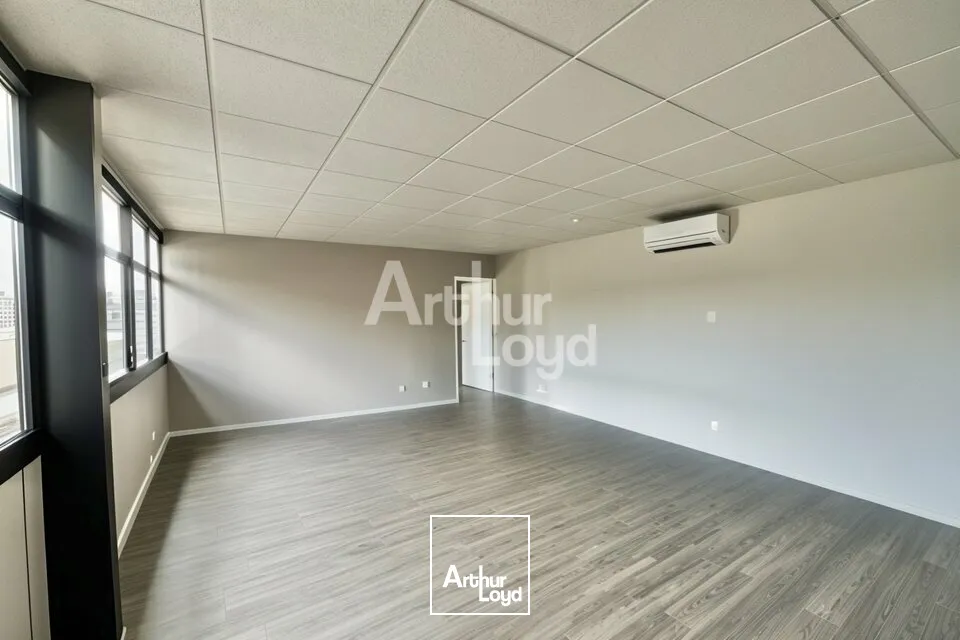 Bureau à louer au Bourget du lac-50 m² au sein du parc d'activités Savoie Technolac