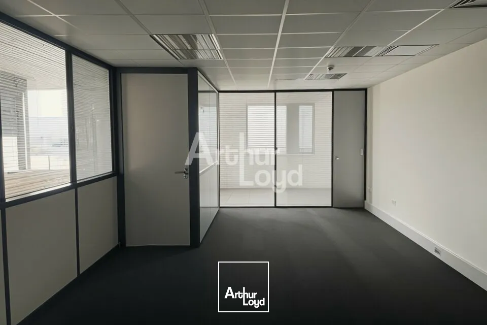 Bureau à louer-au cur de Savoie Technolac