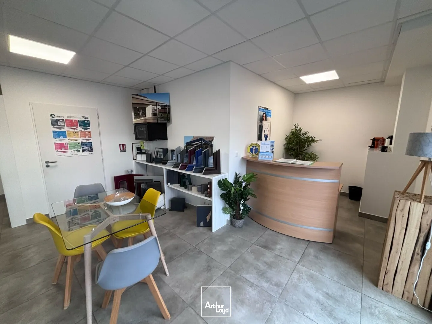 Locaux commerciaux - Location - SAUTRON - 44880 - 93.7-93.7 - 7587315