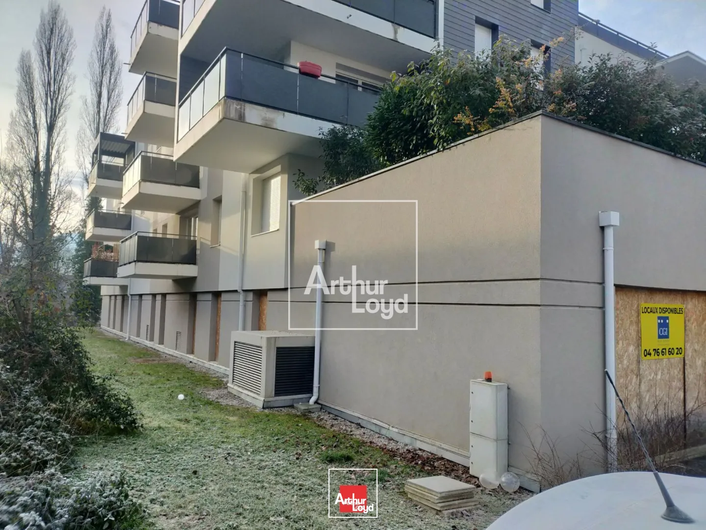 Locaux commerciaux - Location - MEYLAN - 38240 - 230-230 - 7587562