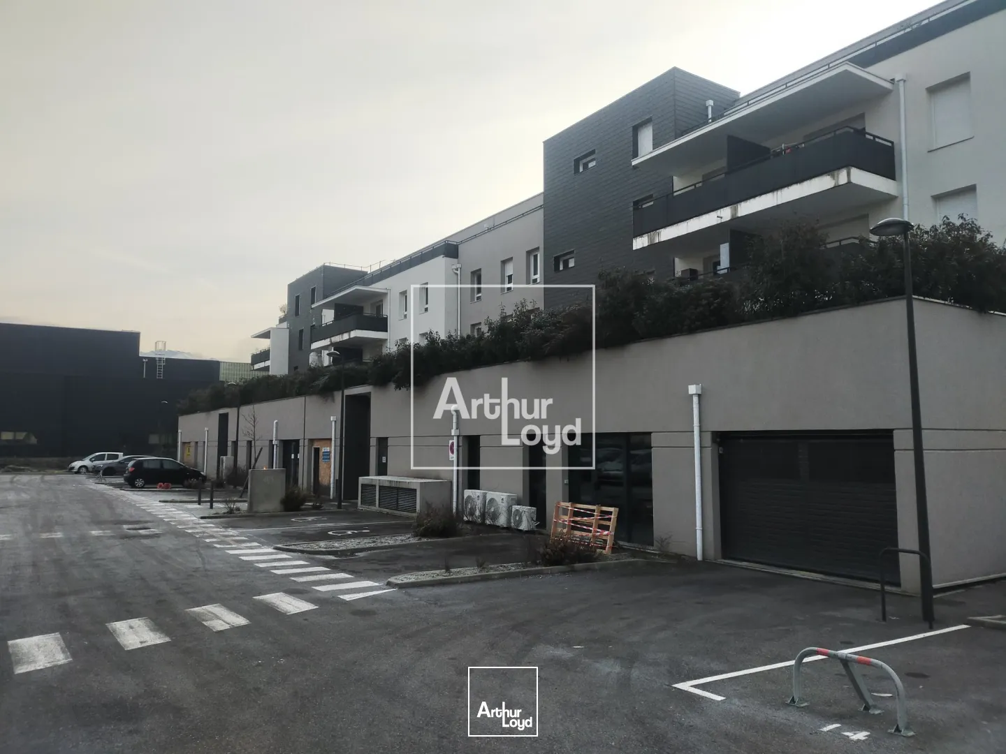 Locaux commerciaux - Location - MEYLAN - 38240 - 230-230 - 7587567