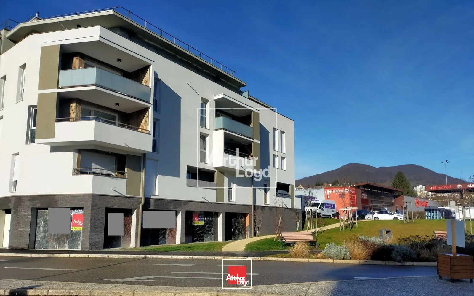 Locaux commerciaux - Location - VOIRON - 38500 - 329-329 - 7587722