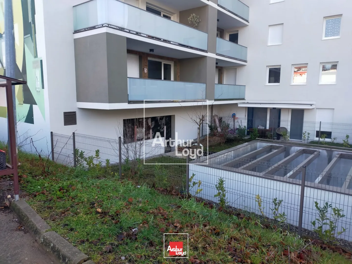 Locaux commerciaux - Location - VOIRON - 38500 - 329-329 - 7587728