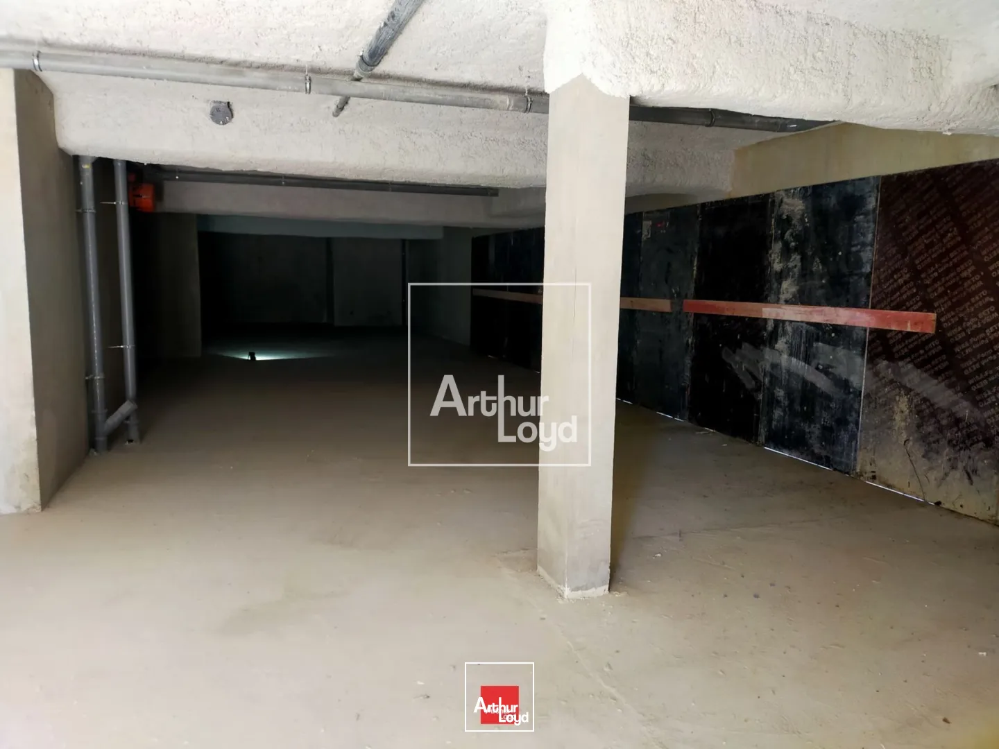 Locaux commerciaux - Location - VOIRON - 38500 - 329-329 - 7587729