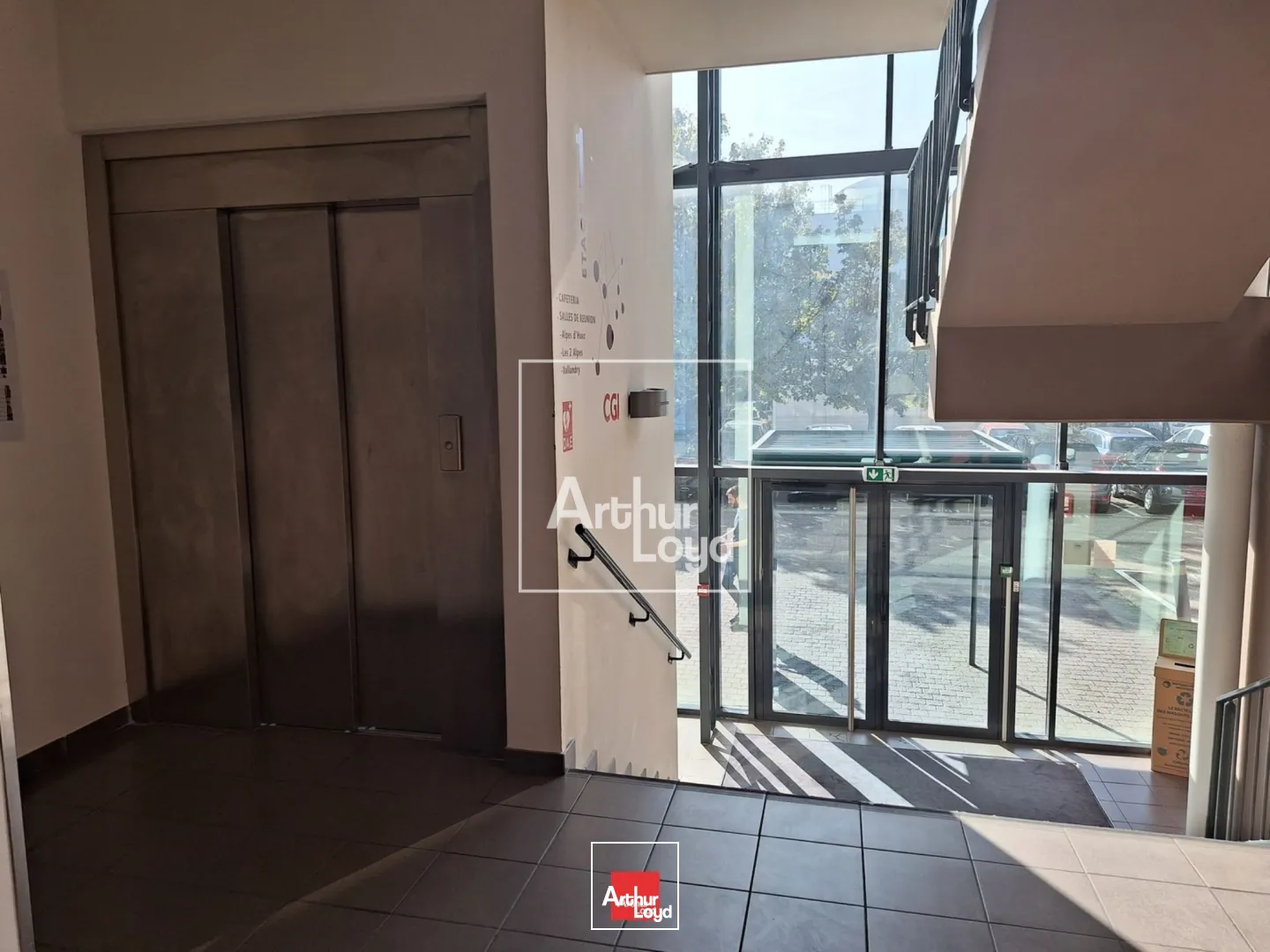 Bureaux - Location - GRENOBLE - 38100 - 643.2-2728.4 - 7587877