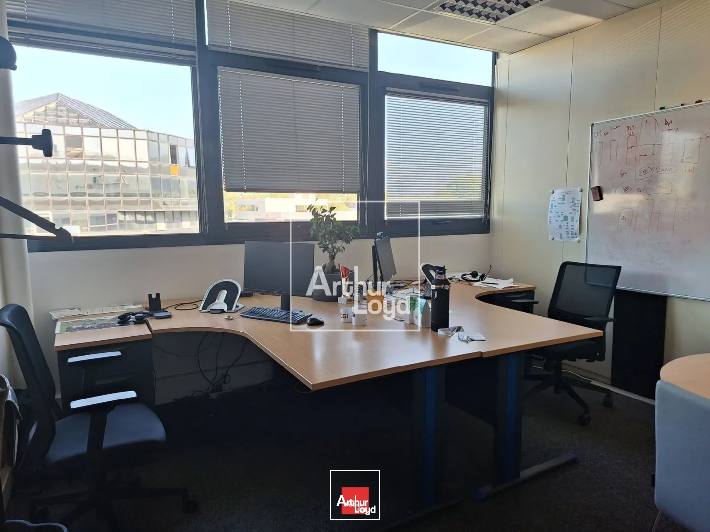 Bureaux - Location - GRENOBLE - 38100 - 643.2-2728.4 - 7587895