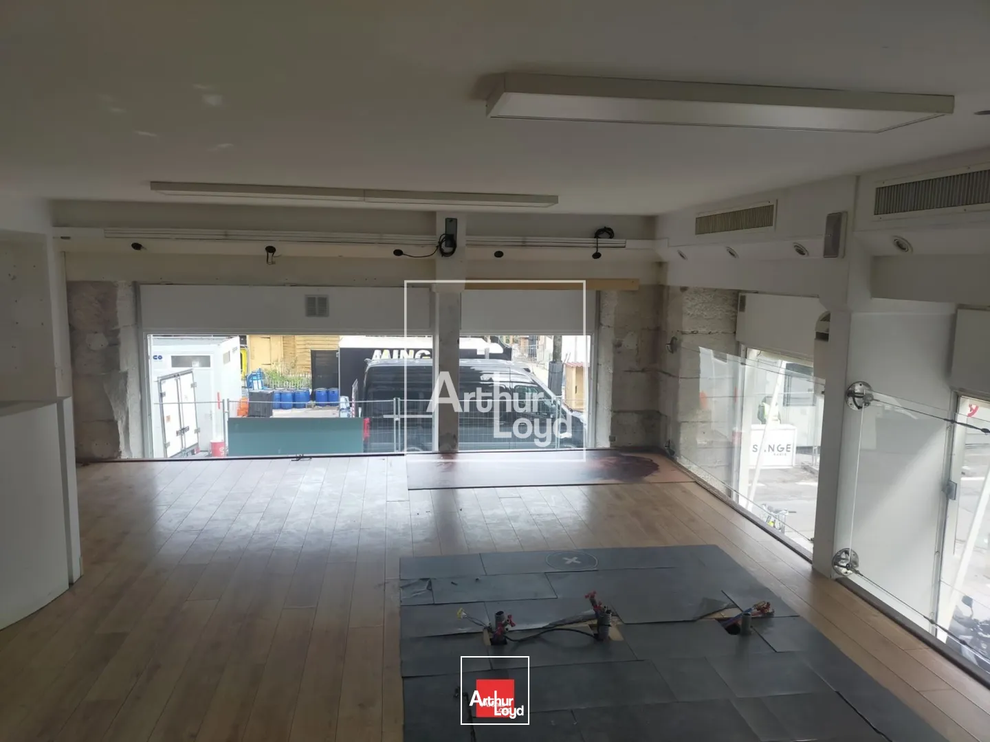 Locaux commerciaux - Location - GRENOBLE - 38000 - 106-106 - 7588005