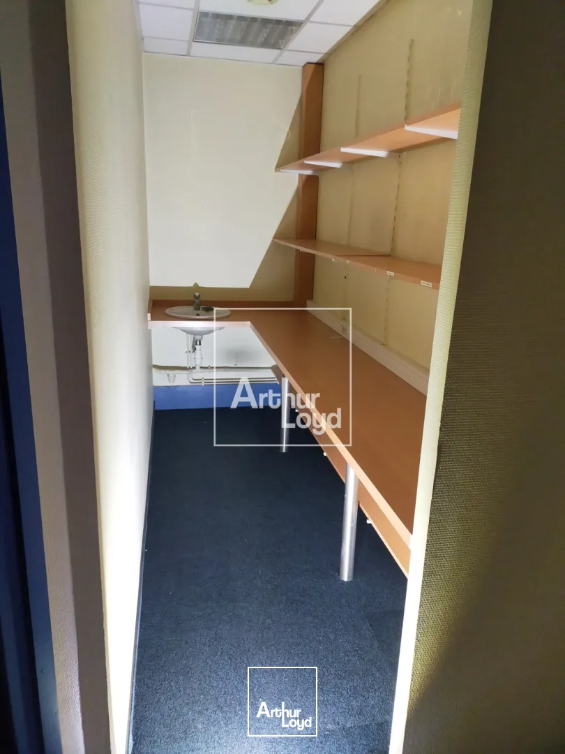 Locaux commerciaux - Location - GRENOBLE - 38000 - 84-84 - 7588039