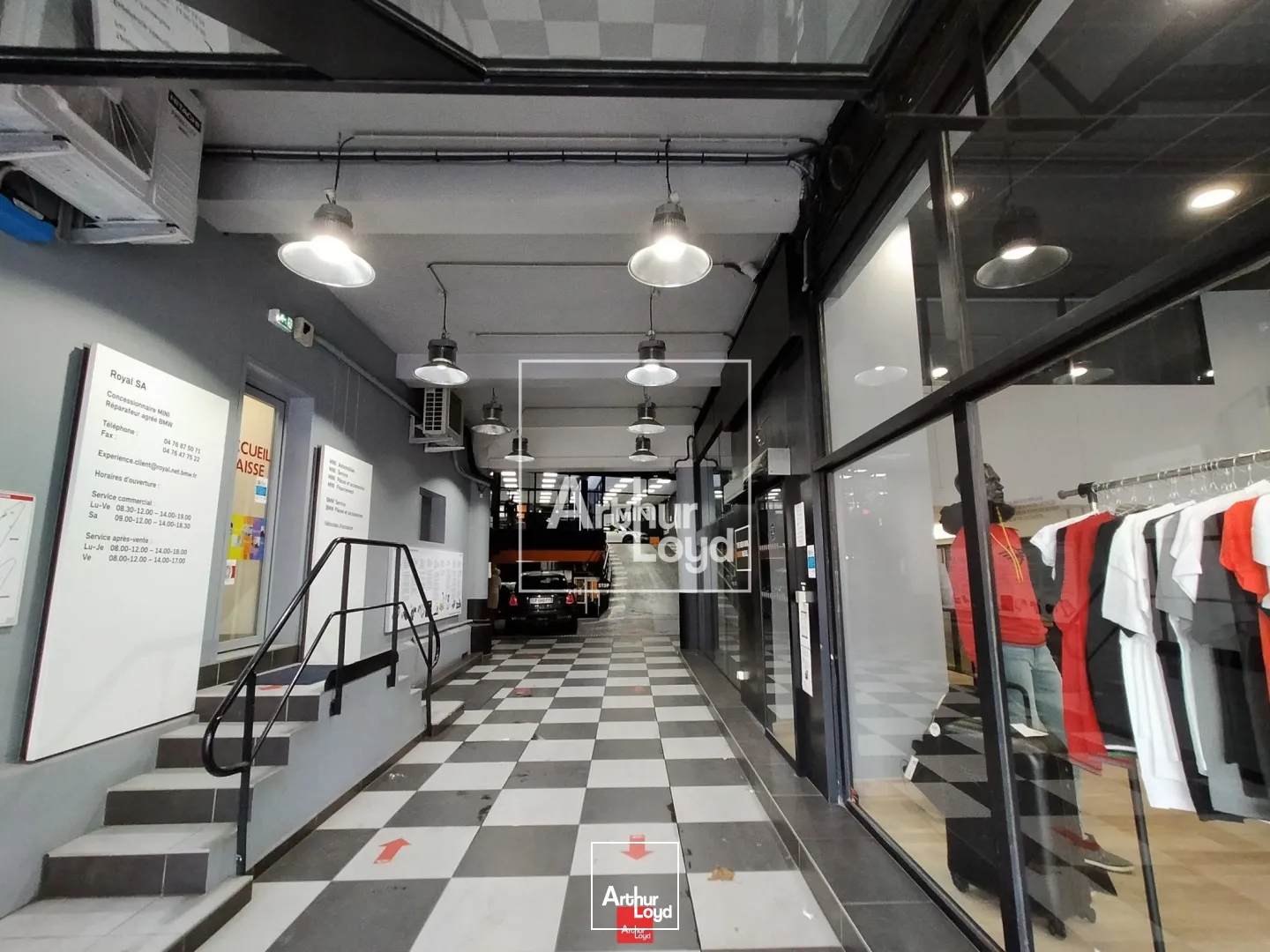 Locaux commerciaux - Location - GRENOBLE - 38000 - 1950-1950 - 7588081