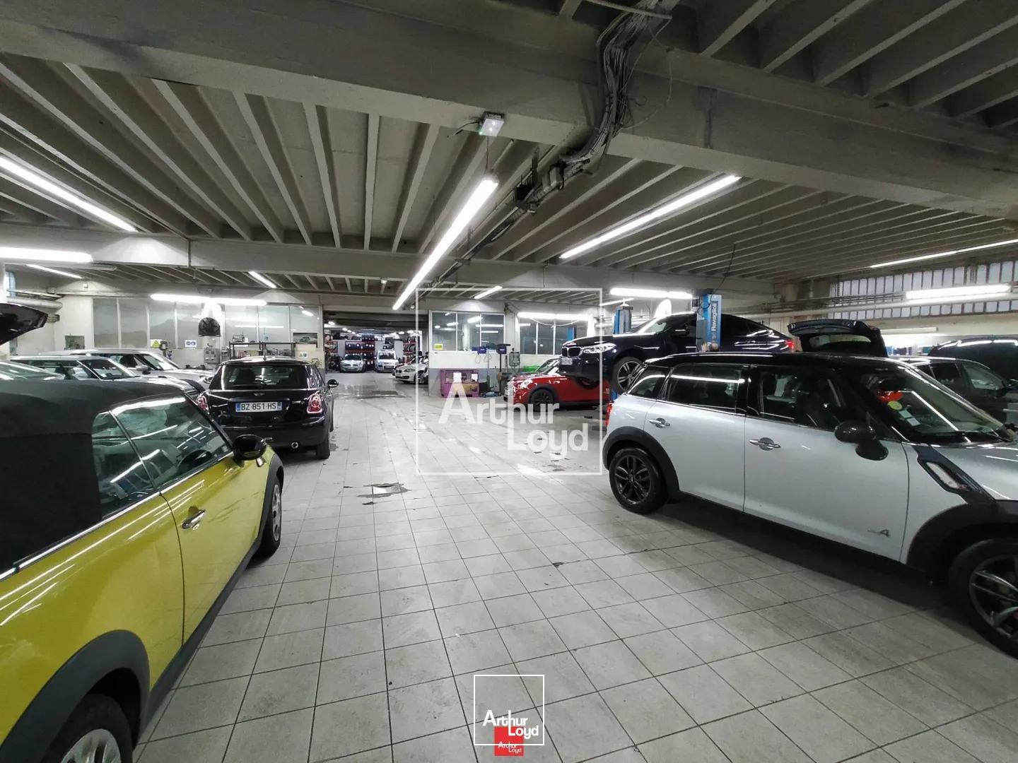 Locaux commerciaux - Location - GRENOBLE - 38000 - 1950-1950 - 7588072