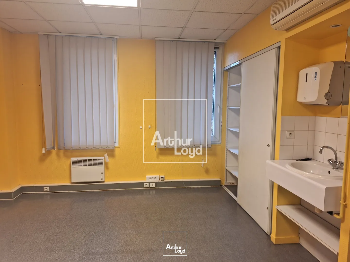 Bureaux - Vente - SAINT EGREVE - 38120 - 768-768 - 7588131