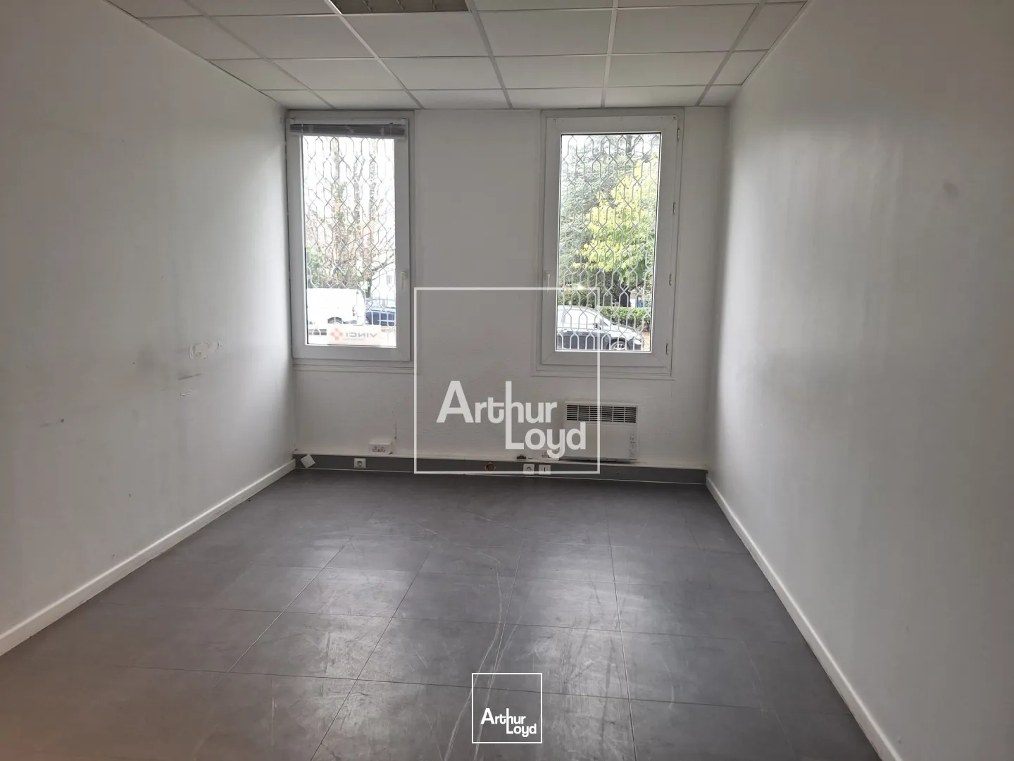 Bureaux - Vente - SAINT EGREVE - 38120 - 768-768 - 7588134