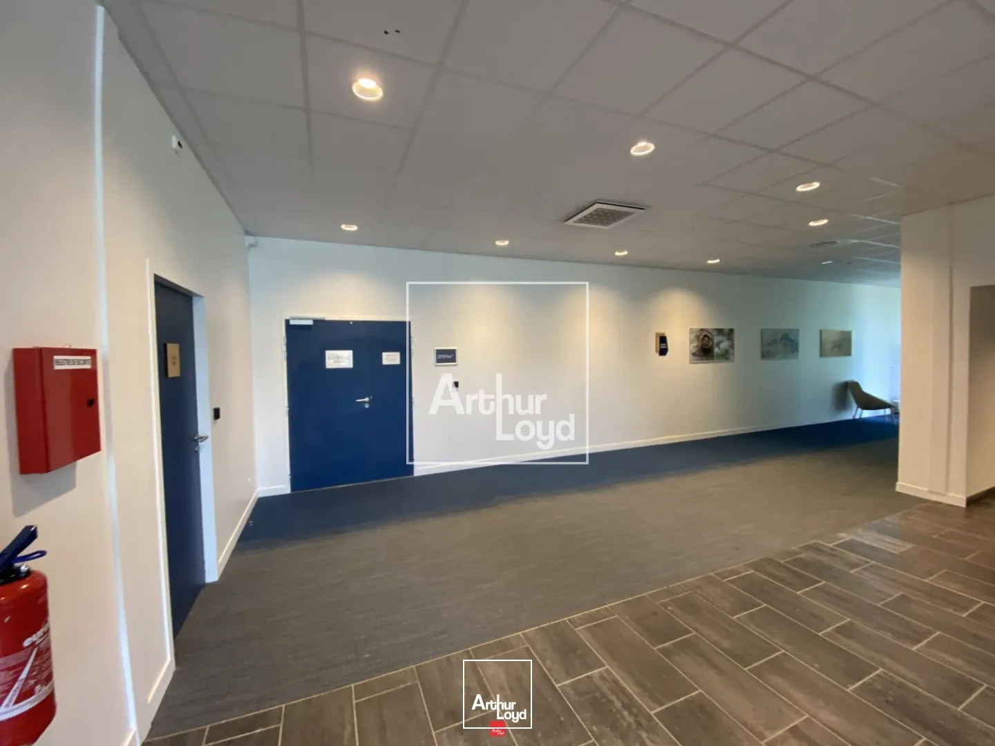 BUREAUX 3&nbsp;645 M² DIVISIBLES ENTIEREMENT RENOVES - A LOUER - EYBENS