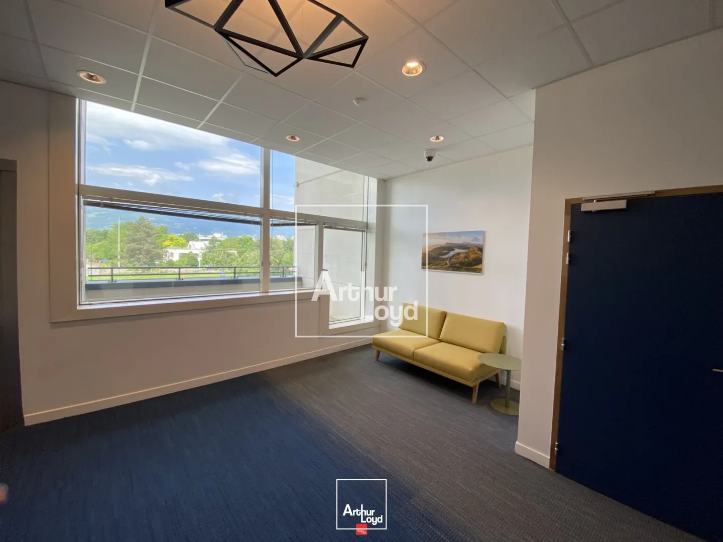 BUREAUX 3&nbsp;645 M² DIVISIBLES ENTIEREMENT RENOVES - A LOUER - EYBENS