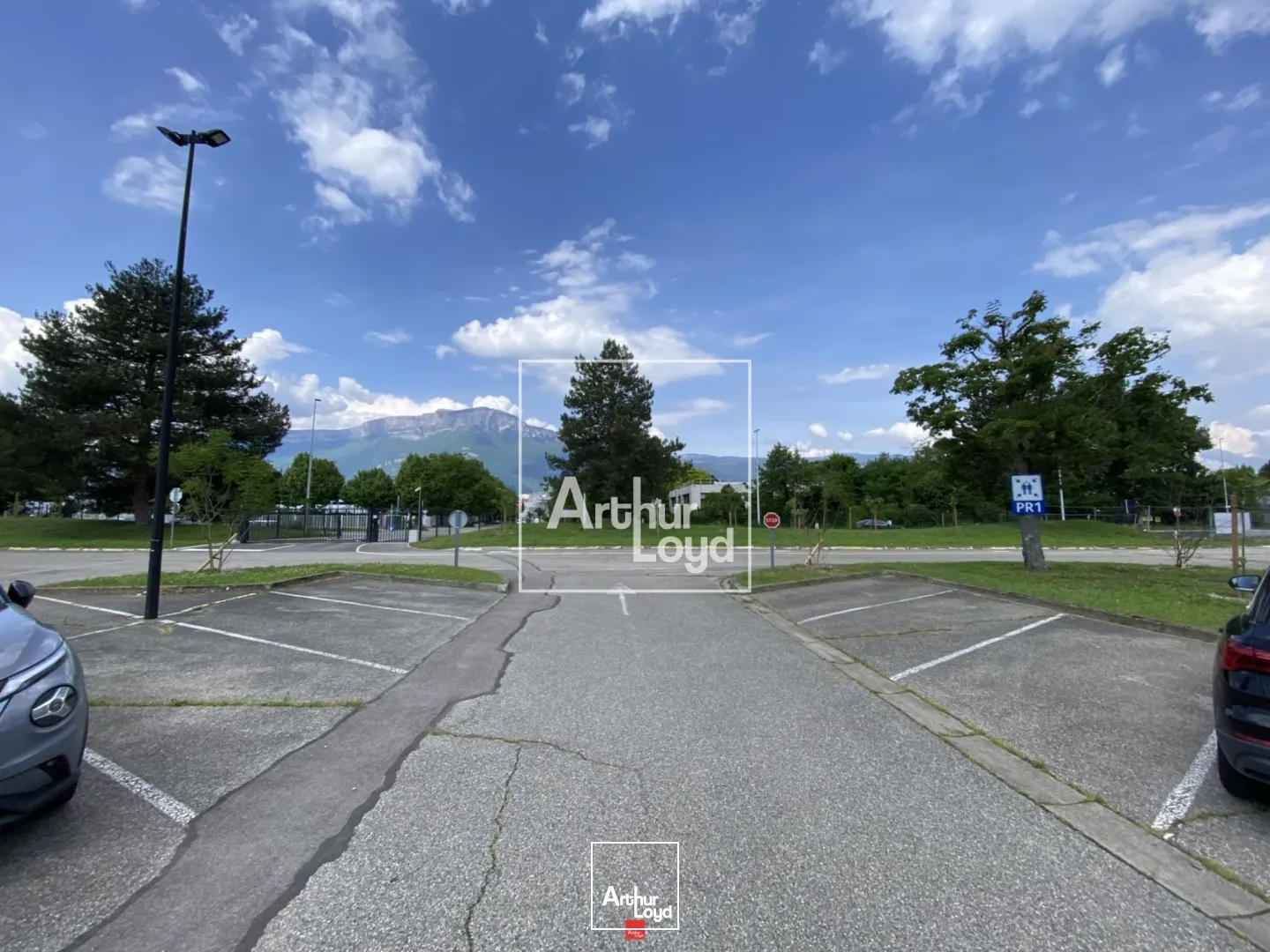 BUREAUX 3&nbsp;645 M² DIVISIBLES ENTIEREMENT RENOVES - A LOUER - EYBENS