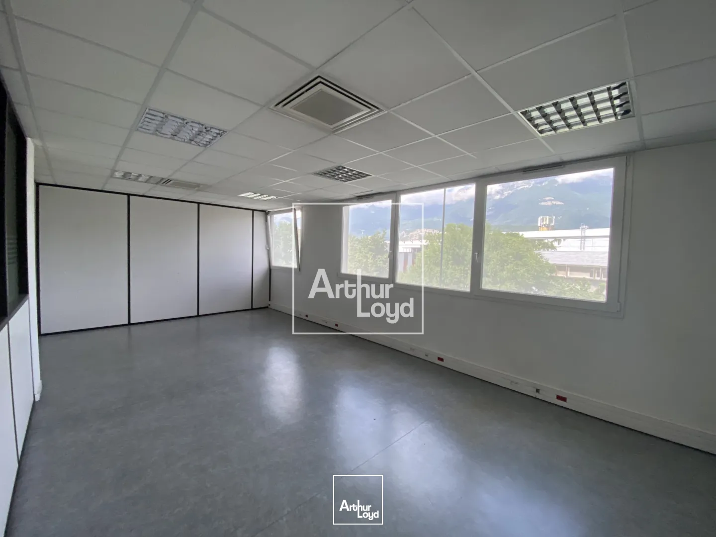 Bureaux - Location - ECHIROLLES - 38130 - 332.93-332.93 - 7588168