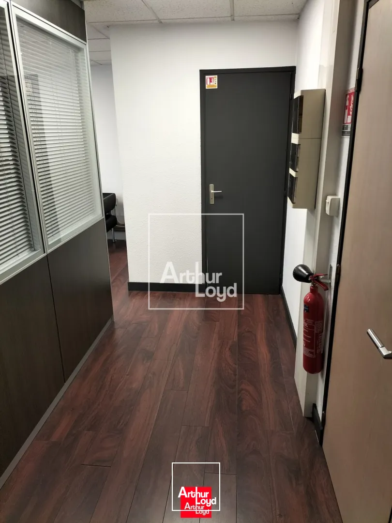 A LOUER BUREAUX 2 LOTS de 50M² en RDC SECTEUR EUROPOLE GARE GRENOBLE