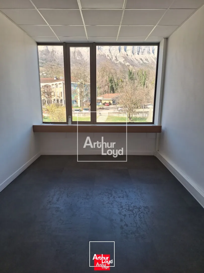 Bureaux - Location - MEYLAN - 38240 - 30.36-142.79 - 7588223