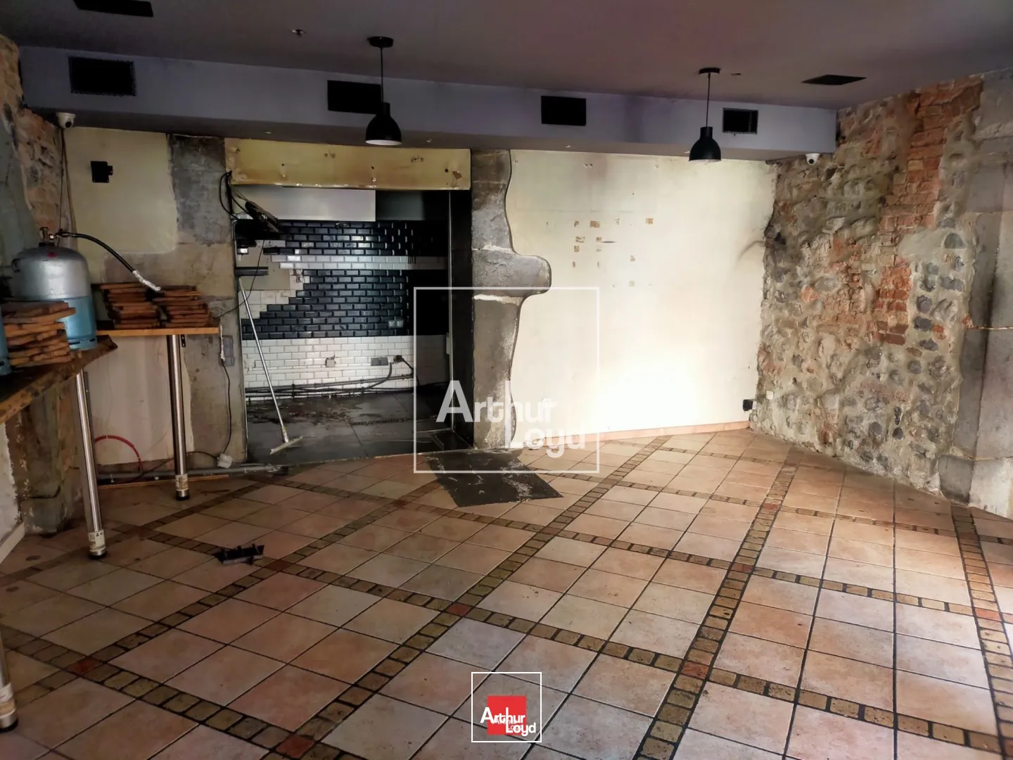 Locaux commerciaux - Location - GRENOBLE - 38000 - 75-75 - 7588378