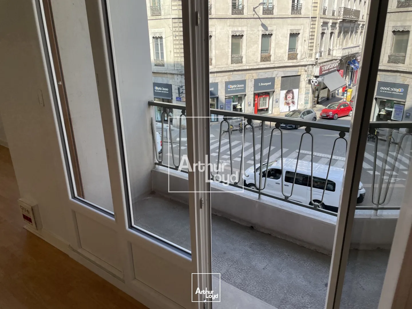 A LOUER - Bureaux 40 m² - GRENOBLE HYPERCENTRE