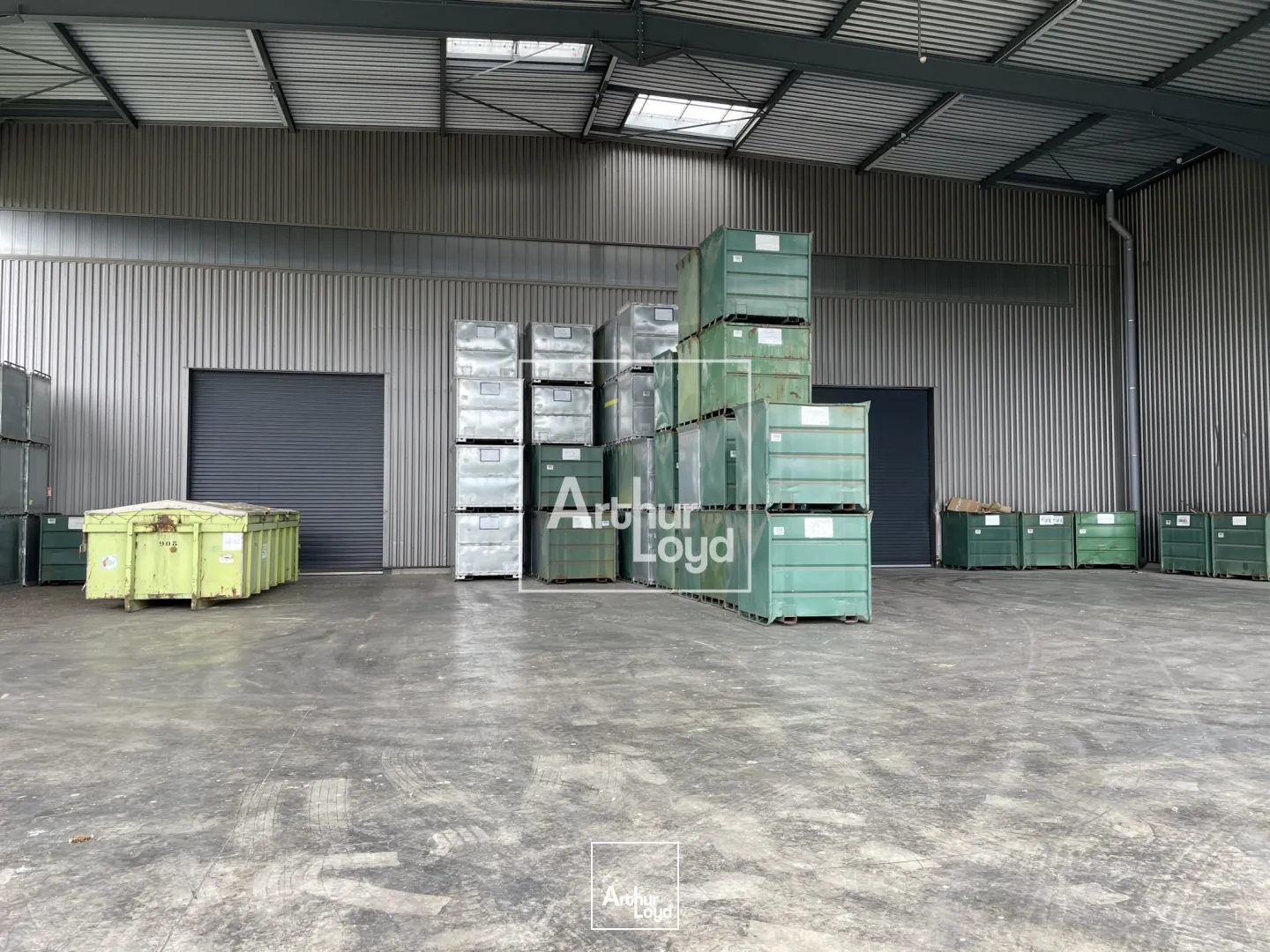 Ténement exceptionnel 22&nbsp;698 m² sur terrain de plus de 10 HA