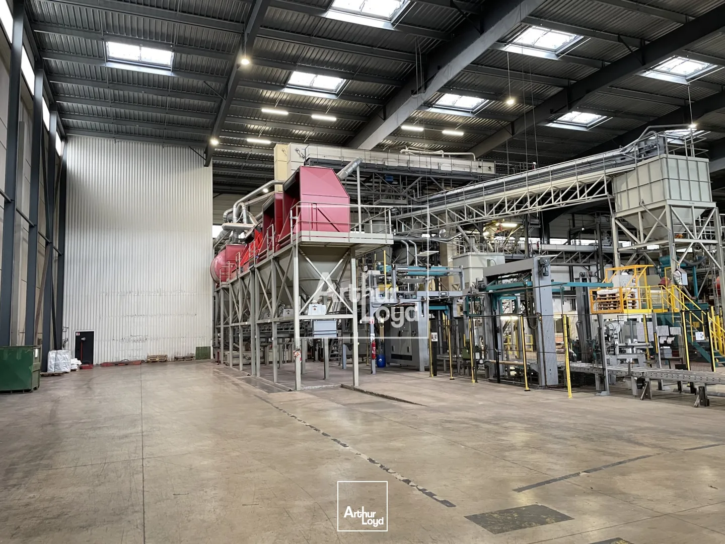 Ténement exceptionnel 22&nbsp;698 m² sur terrain de plus de 10 HA