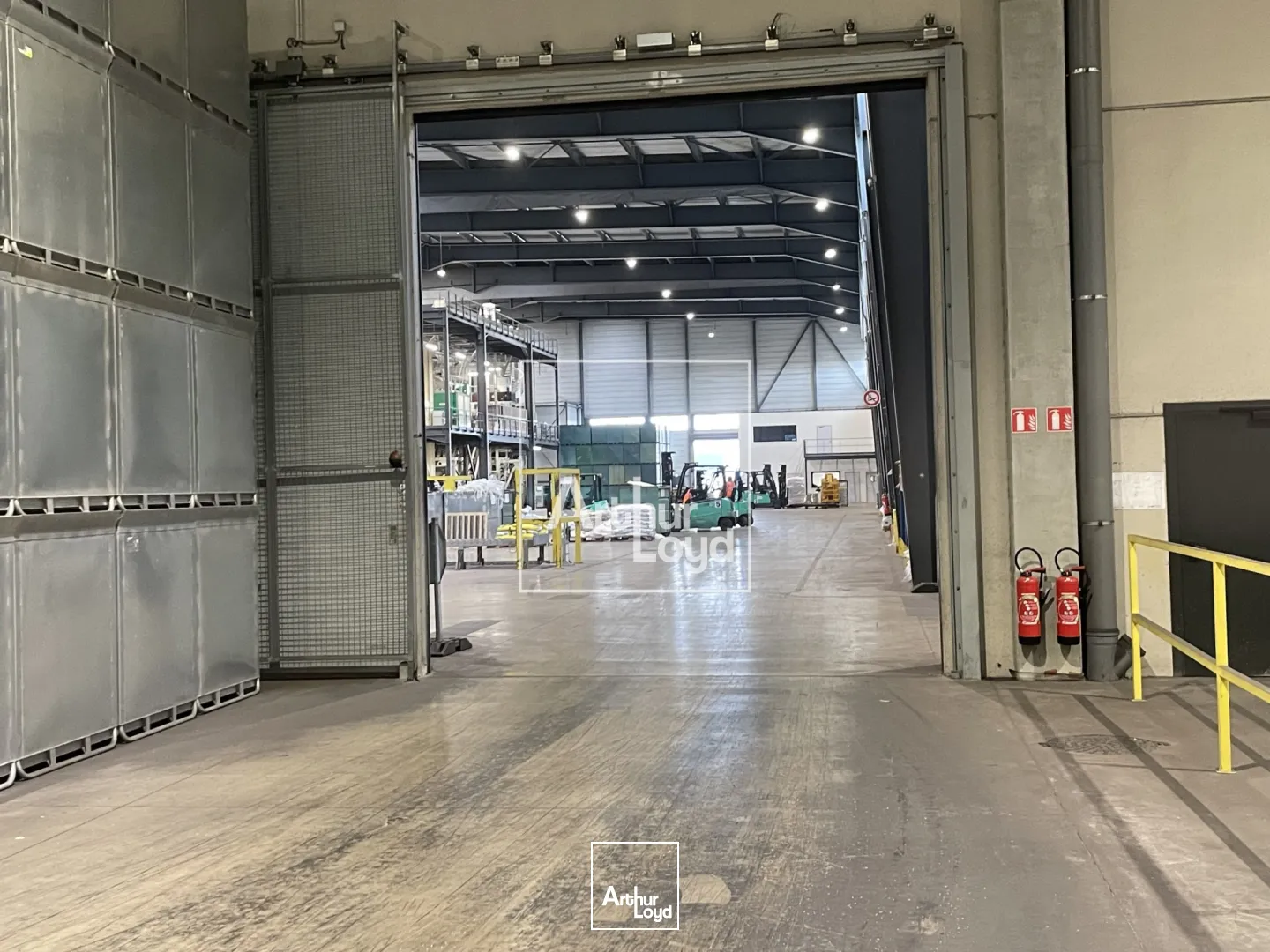 Ténement exceptionnel 22&nbsp;698 m² sur terrain de plus de 10 HA