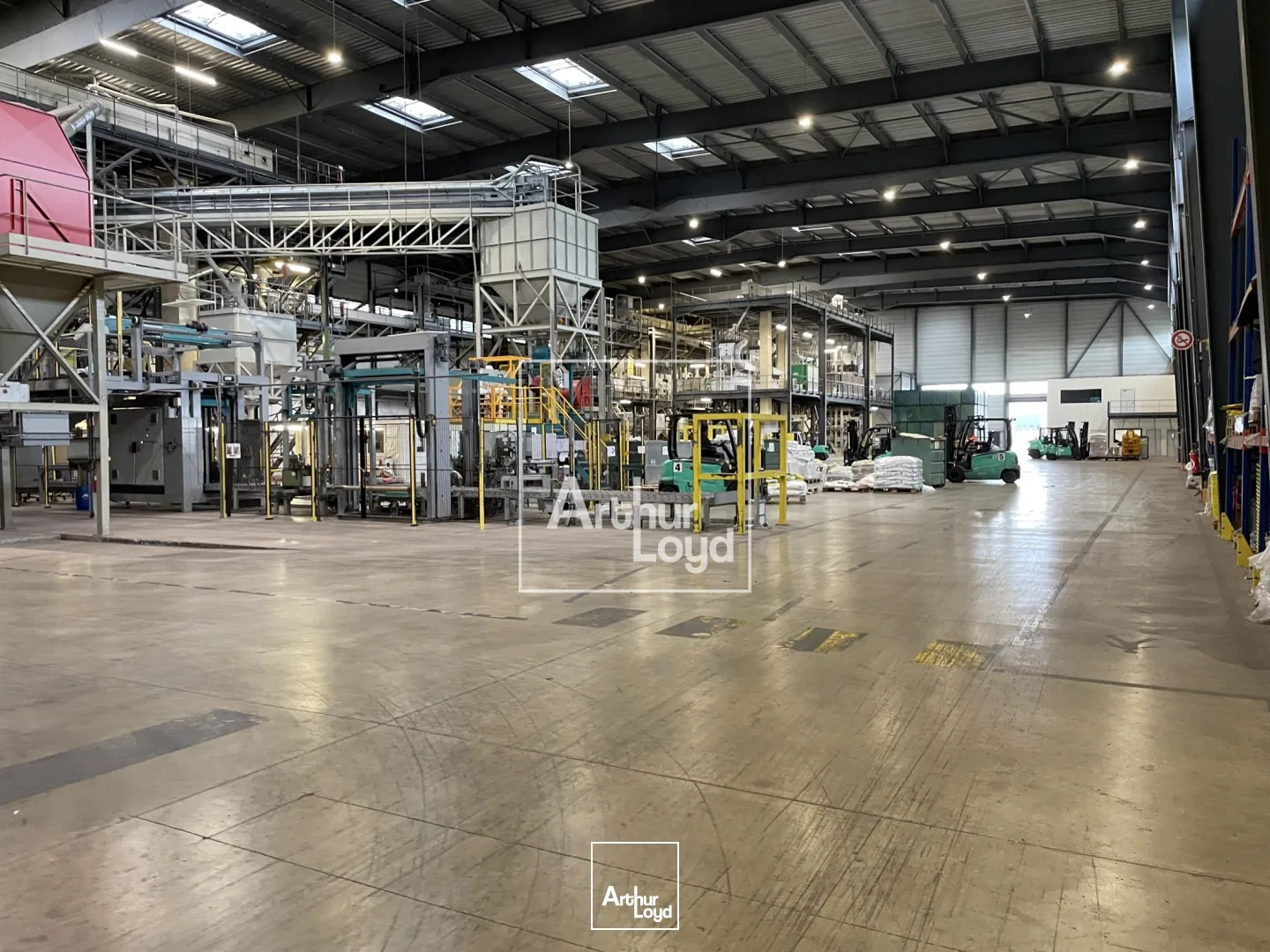 Ténement exceptionnel 22&nbsp;698 m² sur terrain de plus de 10 HA