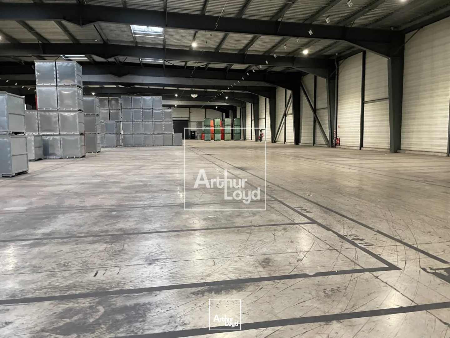 Ténement exceptionnel 22&nbsp;698 m² sur terrain de plus de 10 HA