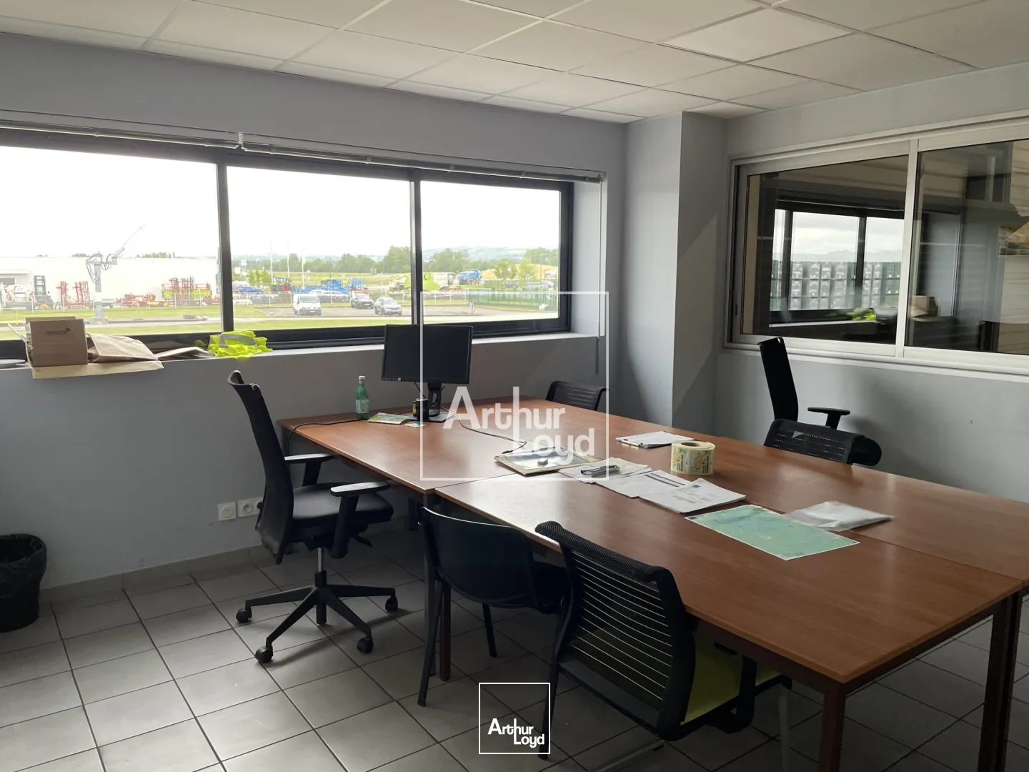 Ténement exceptionnel 22&nbsp;698 m² sur terrain de plus de 10 HA