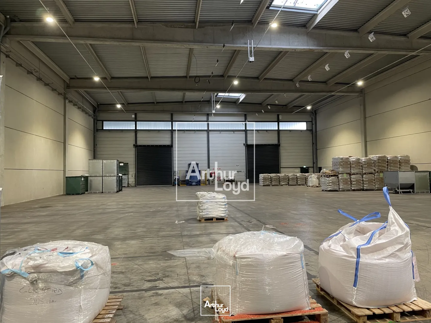 Ténement exceptionnel 22&nbsp;698 m² sur terrain de plus de 10 HA