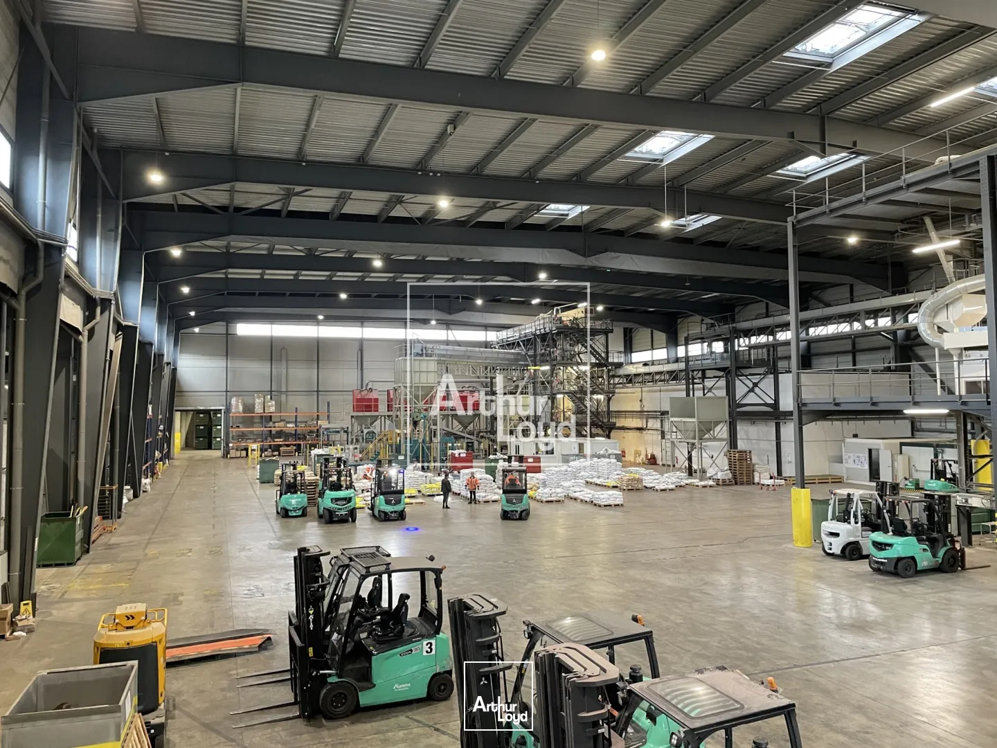 Ténement exceptionnel 22&nbsp;698 m² sur terrain de plus de 10 HA