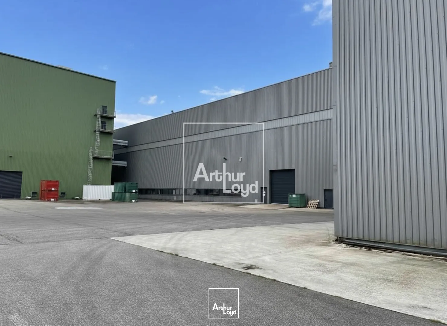 Ténement exceptionnel 22&nbsp;698 m² sur terrain de plus de 10 HA