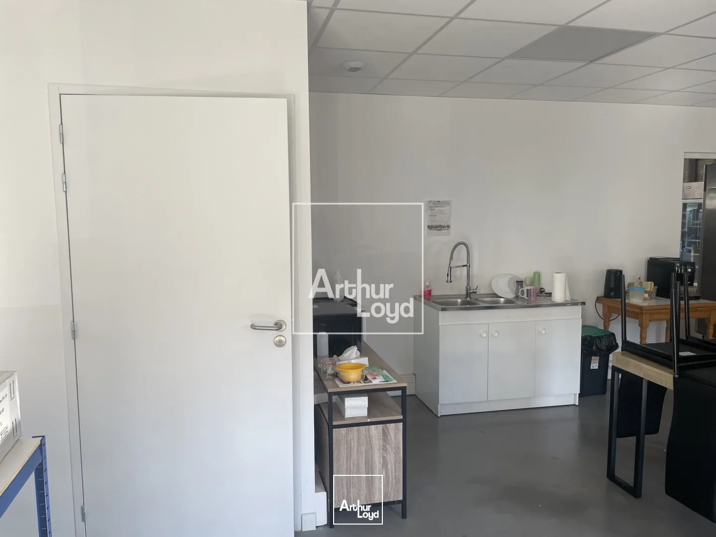 Locaux d'activité & Entrepôts - Location - DOMENE - 38420 - 335.75-335.75 - 7588556