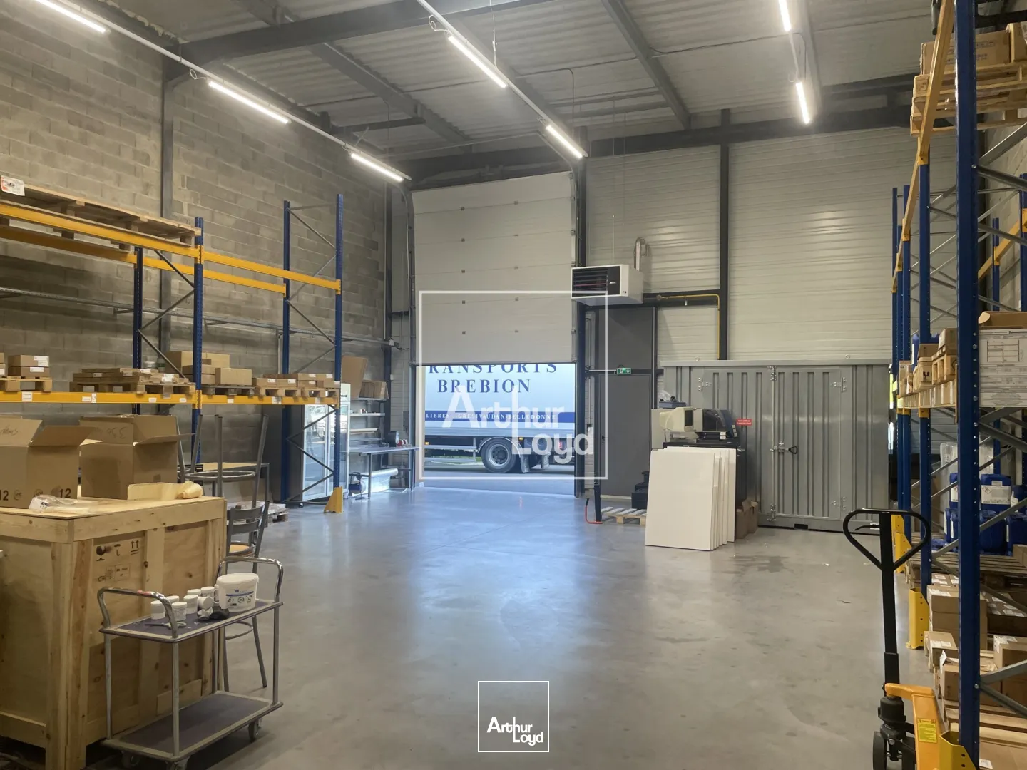 Locaux d'activité & Entrepôts - Location - DOMENE - 38420 - 335.75-335.75 - 7588550