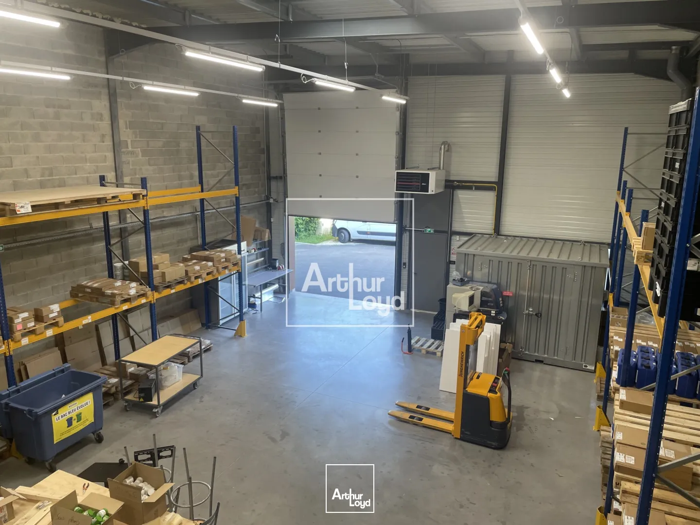 Locaux d'activité & Entrepôts - Location - DOMENE - 38420 - 335.75-335.75 - 7588548