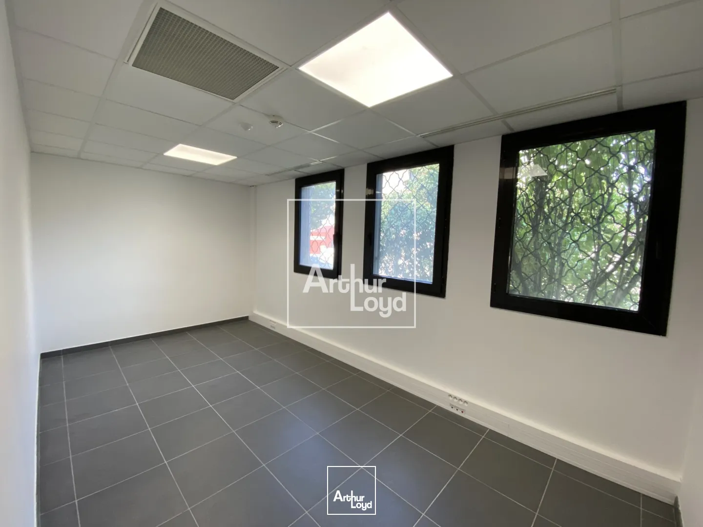 bureaux a louer divisibles à Sassenage 