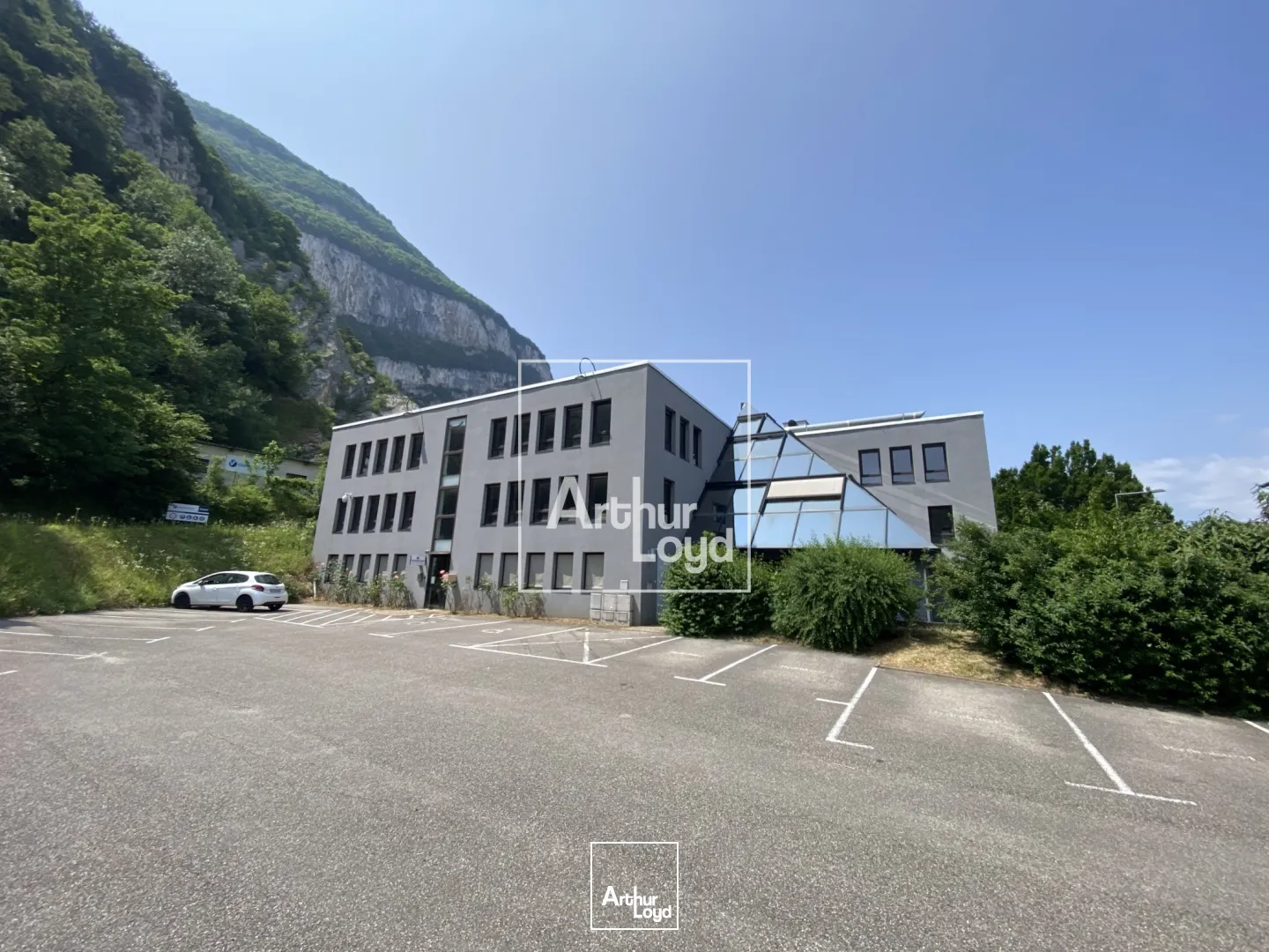 bureaux a louer divisibles à Sassenage 